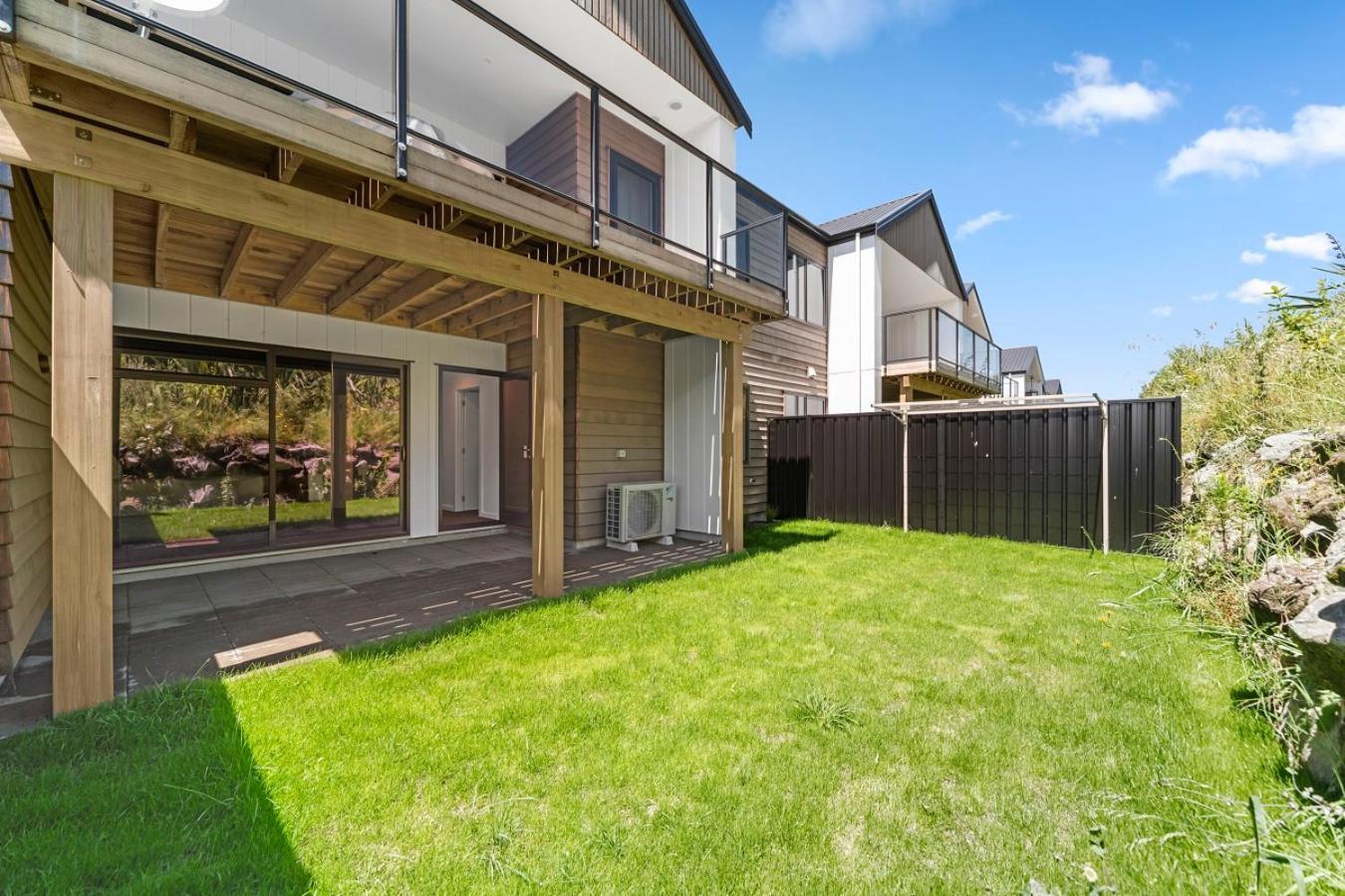 Blue Dun Views - Taupo Apartment Luaran gambar